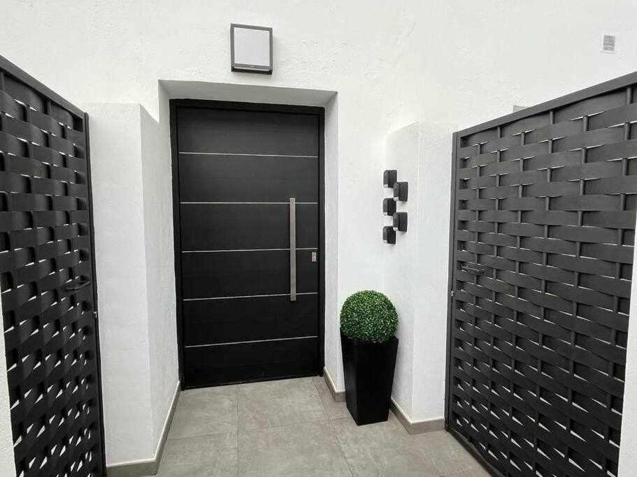 XVIII B Suite Apartamentos Morales & Arnal Ronda Luaran gambar